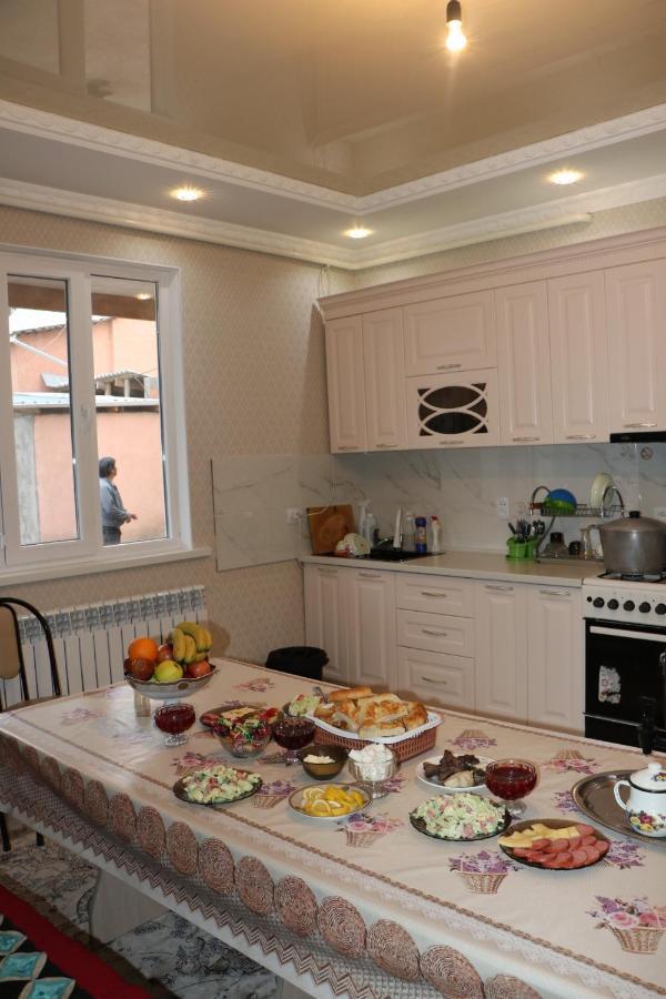 Guest House Baiel Bokonbayevo Eksteriør billede