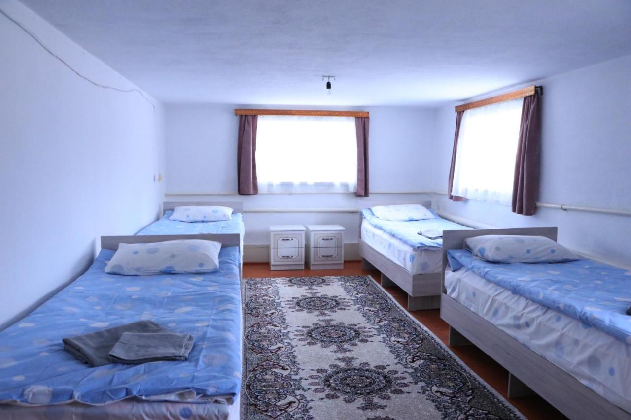 Guest House Baiel Bokonbayevo Eksteriør billede